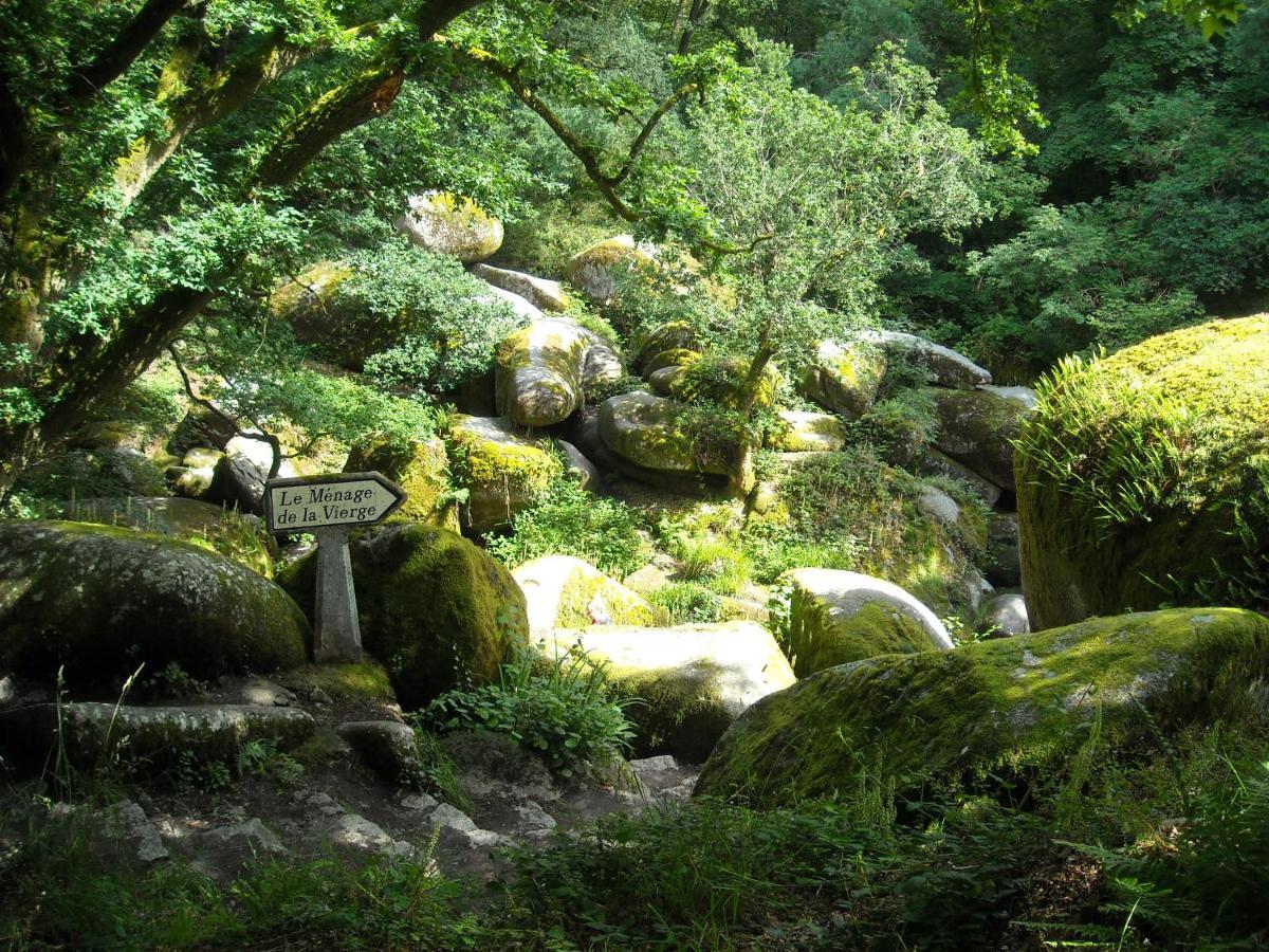 Gite De Caractere Loperec Bagian luar foto
